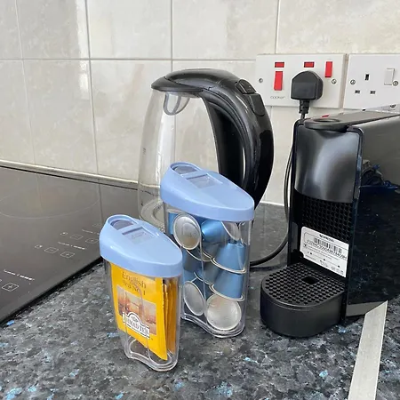 Sea View Penthouse-style Klorakas