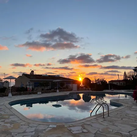 Sea View Penthouse-style Apartment *