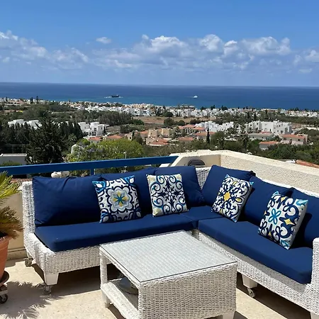 Sea View Penthouse-style 아파트 Klorakas